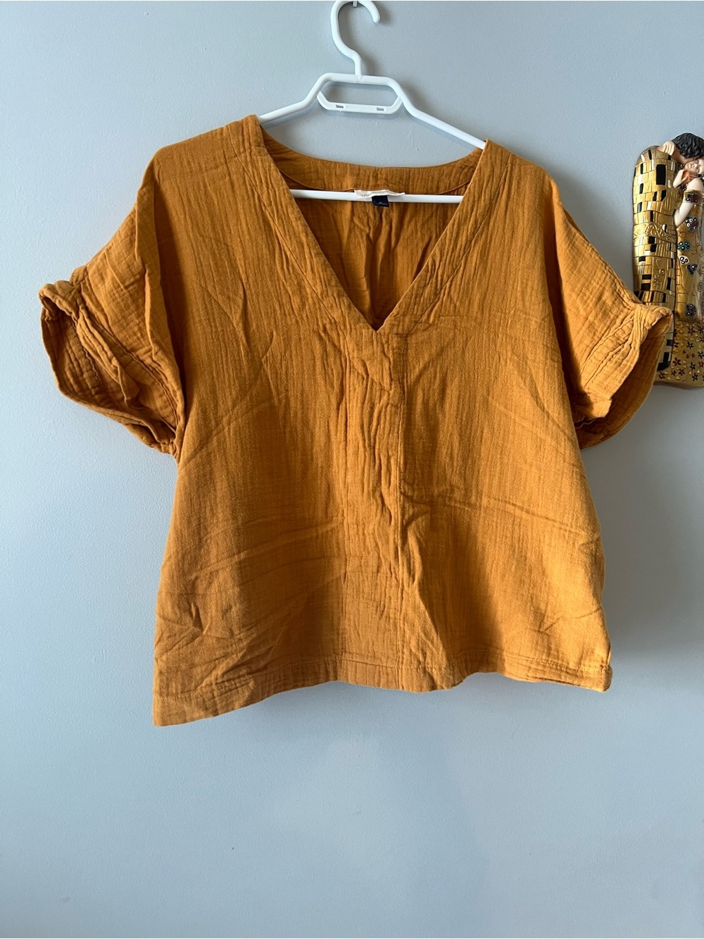 Universal Thread 100% cotton gauze Women's Mustard V-Neck Cotton Top size XL